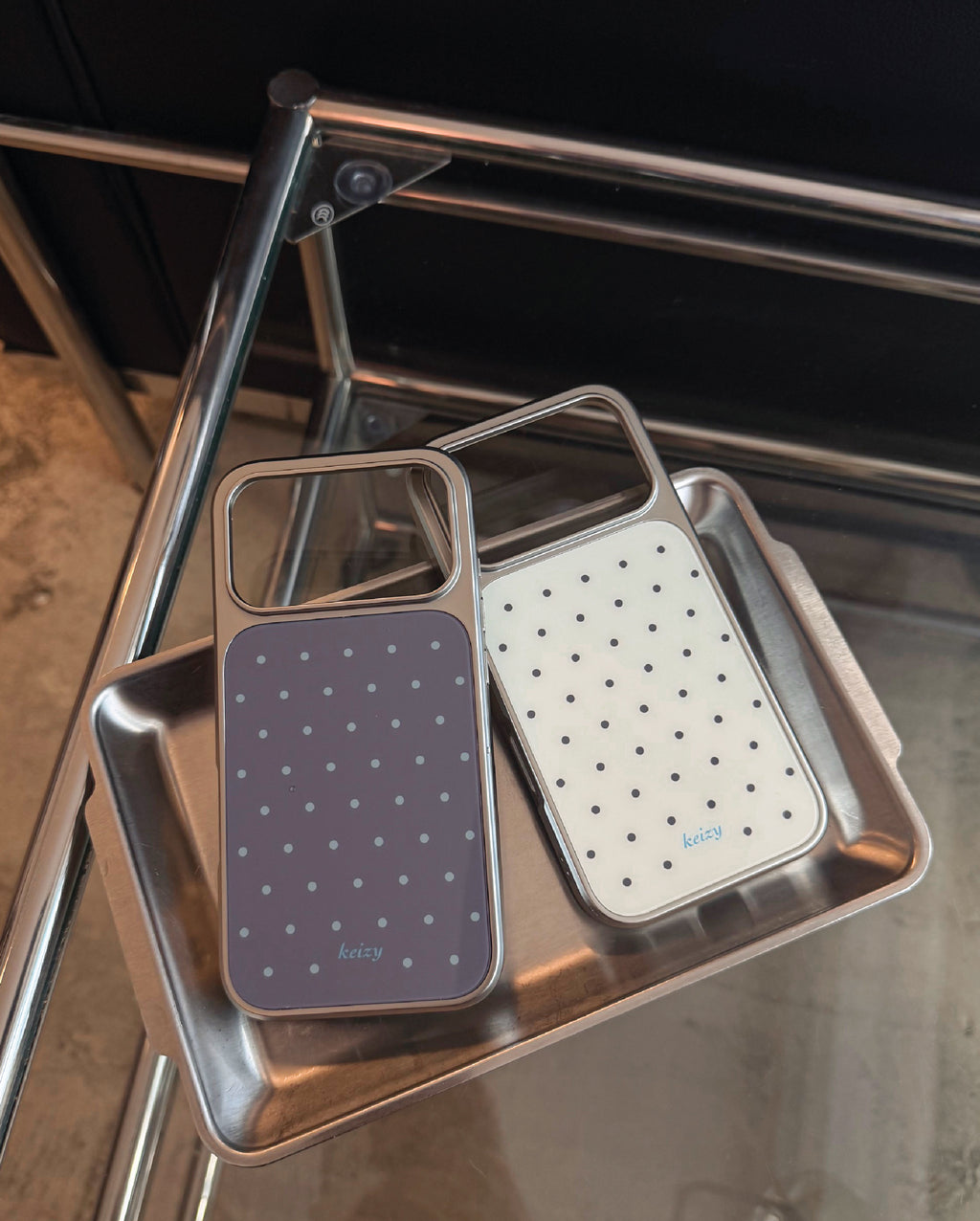 [silver edge] polka dots